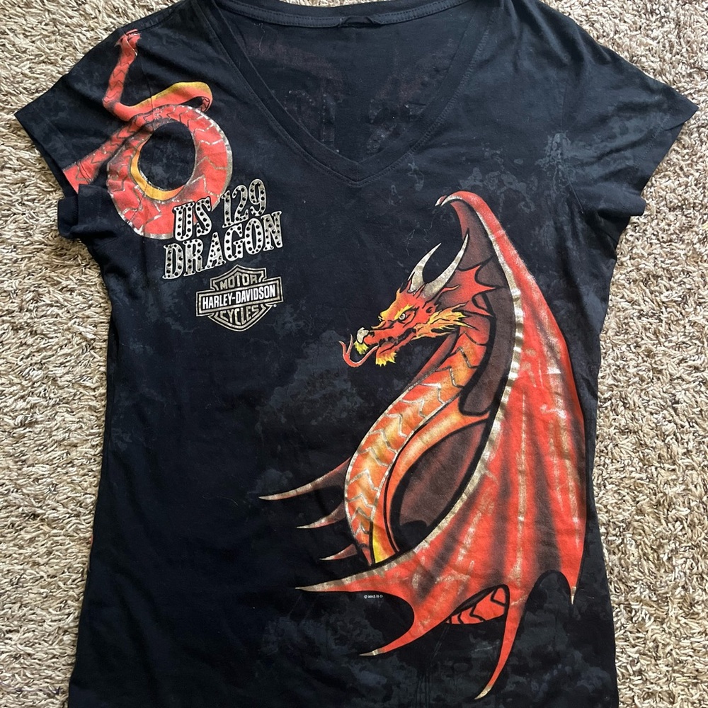 Harley-Davidson Black Tee with Red Dragon Design